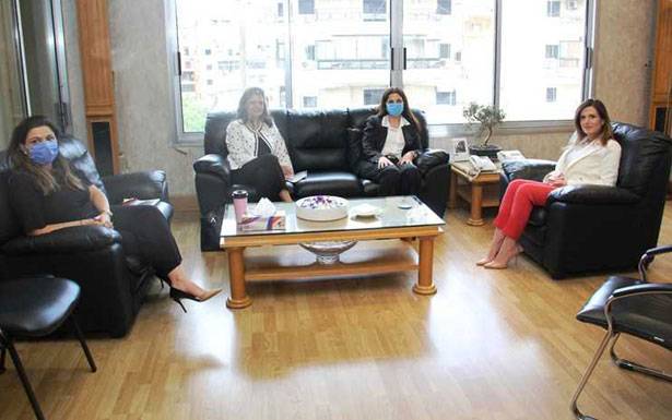 يمــيـــن تبحث مع دشتــي إيجاد فرص عمـــل للشباب