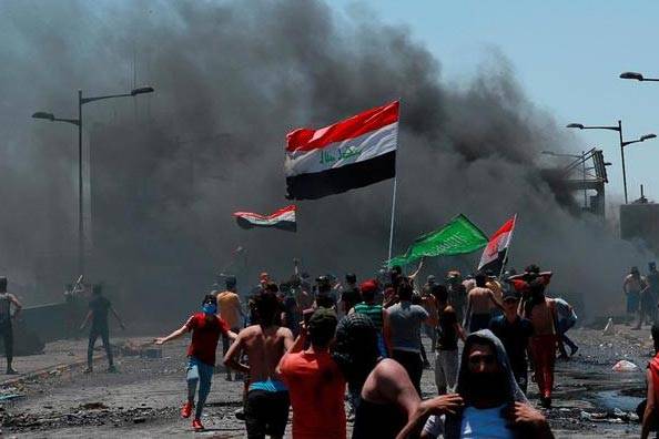 الصدر: الثورة انحرفت عن سلميتها
انطلاق جلسات الحوار الاميركي ــ العراقي