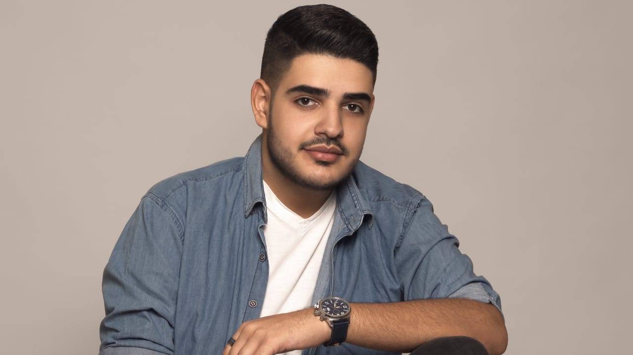رولان مهنا يطلق "باللهجة العسكرية"