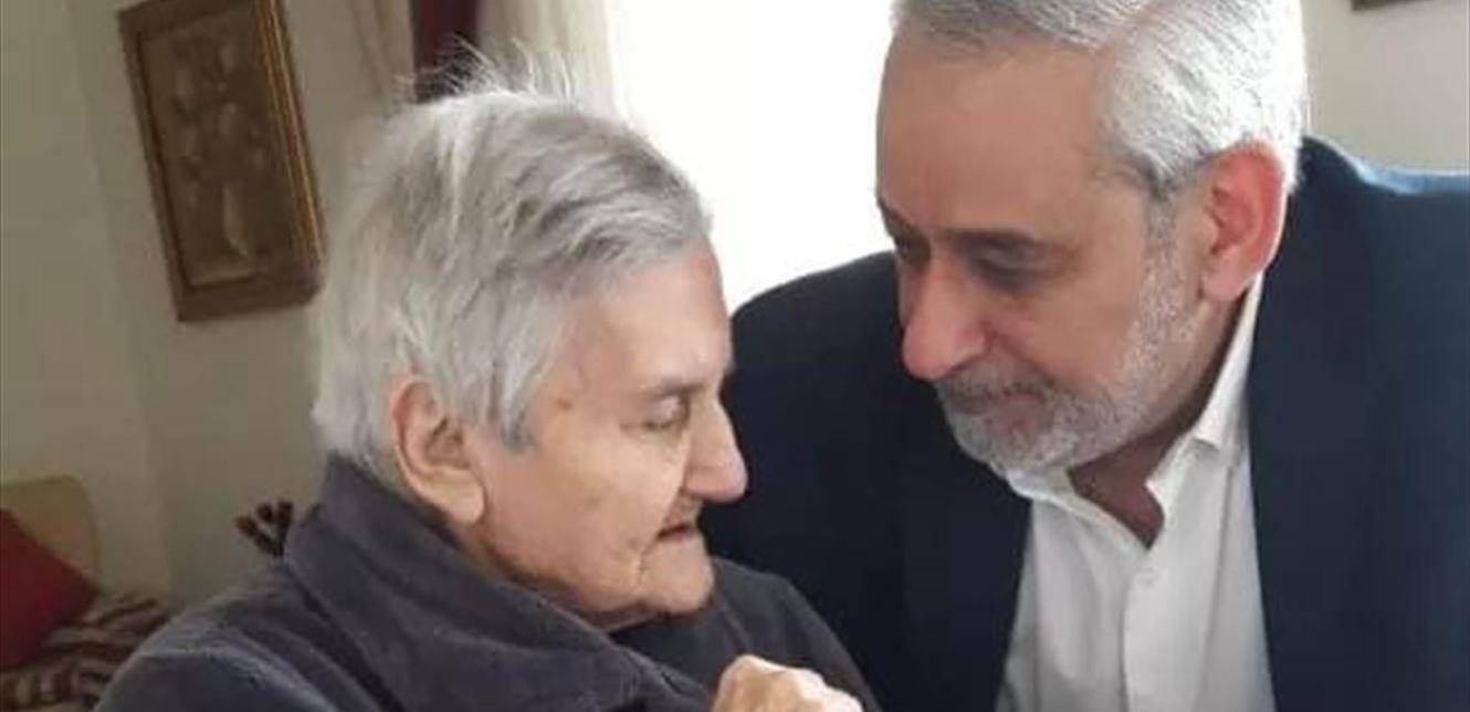 والدة النائب بقرادونيان في ذمّة الله: "وداعاً أمي"