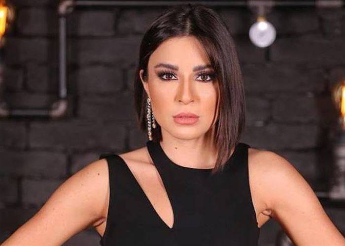 سارة ابي كنعان: حبيبي ممثل وأحببته بهذا الدور...لو كنت مكان زينة مكي لا أقبل المشاركة بـ "ما فيي" ولا أعرف من هو تمام بليق