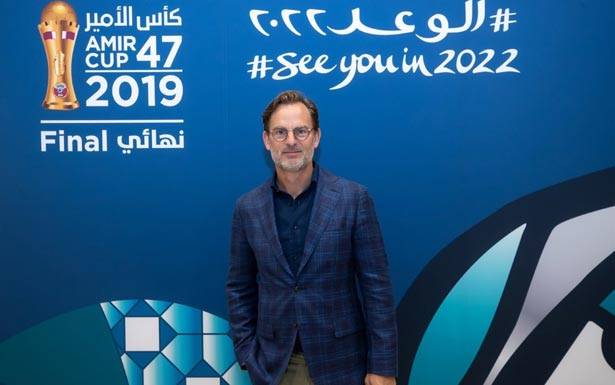 الـنجـم الهولندي رونــالد دي بــويــــر يشارك في بــــث مباشر للجيــل المبهر