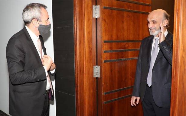 السفير البريطاني التقى فهمي وجعجع