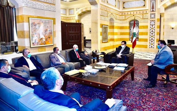 أوضاع الفلســطينيـــين بـيـن ديـاب و«الجبهة الديموقراطيّة»