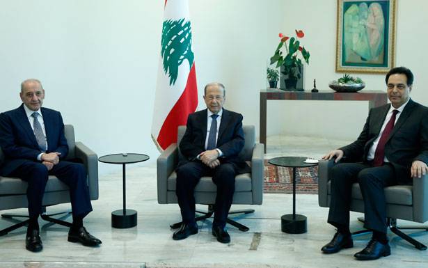 اجتماع ثلاثي ما بين الجلستين: اتفاق على تخفيض قيمة الدولار وصولاً الى 3200 ..وبري يحسم الجدل حول إقالة سلامة