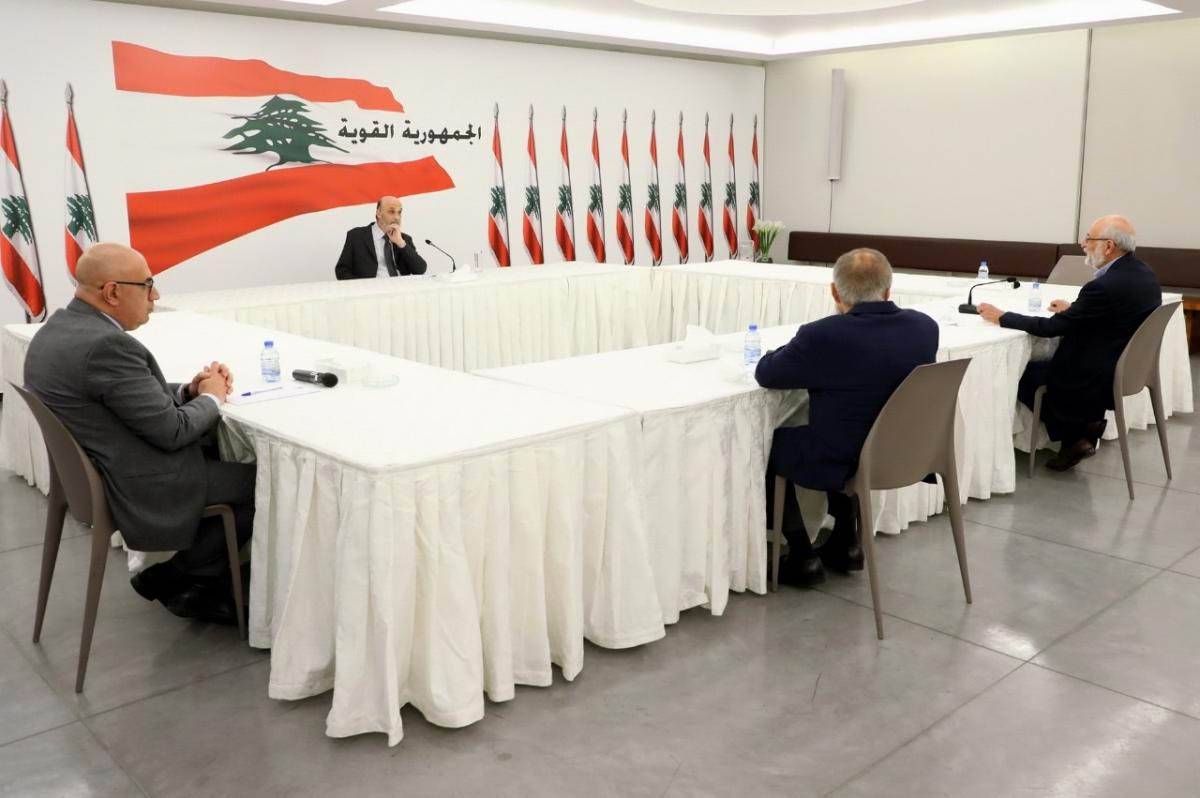 زيــارة الاشتراكي  الــى معراب ... تـوافـق علـى الأهــداف وتـمايز في الاسـلـوب
جعجــع يــقـــود الـمعارضة بـقساوة ... لا «خـــطــوط حمراء مـــع احد بــعد الـيوم»