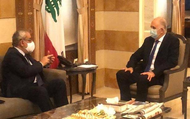 فهمي عرض ونواباً الأوضاع