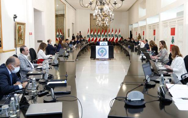 مجلس الوزراء يحيل الدعاوى في تحقيقات الوقائع الملفقة الى القضاء المختص... ويشكل خلية ازمة لمتابعة الوضعين المالي والنقدي