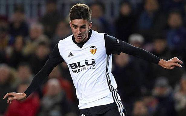 نجــم فالنسيا فيران تـــوريـــس يفضـل الانتـــقال إلى ريـــال مدريــد
