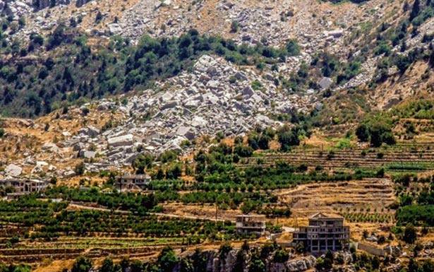 السياسة والطائفيّة تتداخلان في ملف لاسا فتمنعان الحلّ النهائي... ومواقع التواصل تشعلها الدكاش : على الدولة إتخاذ الإجراءات اللازمة... المقداد : العقارات لا تعود كلها الى المطرانيّة