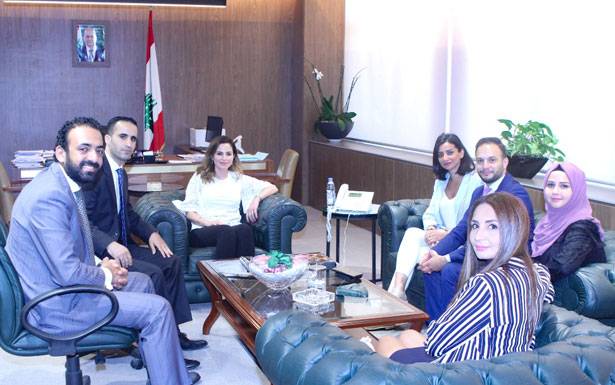 عبد الصمد لوفد نقابة المصورين :سأكون الى جانبكم اذا حصل أيّ اعتداء