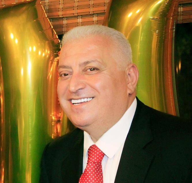بالفيديو: نجوم "رصيف الغرباء" يفاجئون المخرج إيلي معلوف في عيد ميلاده!