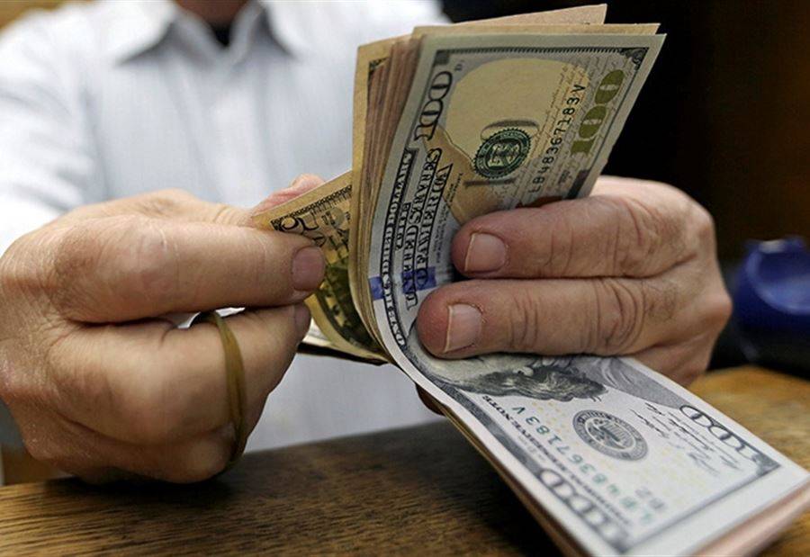 إنخفاضٌ جديد في دولار السوق السوداء