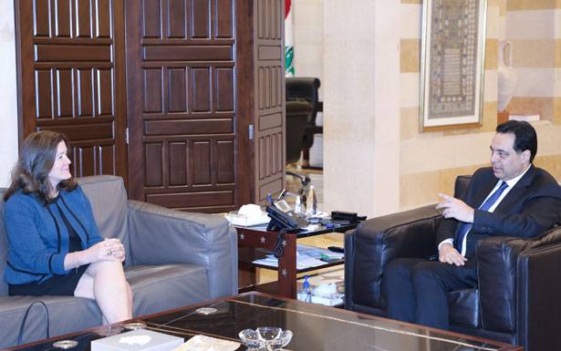 «تمويـه» اميركي من عـيـن التينة الى السراي : لا نحاصر الحكومة !لا تـبدل في موقـف واشـنـطن... ولـبــنـان يكسر حصارها عربـياً وخليجياً