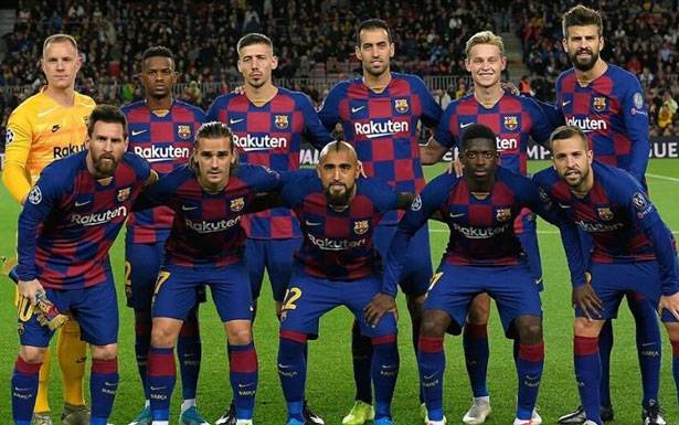بطولة اسبانيا في كرة القدم برشلونـة يواجه بـلـد الوليد غداً وينتـظر تعثر ريـال مدريد