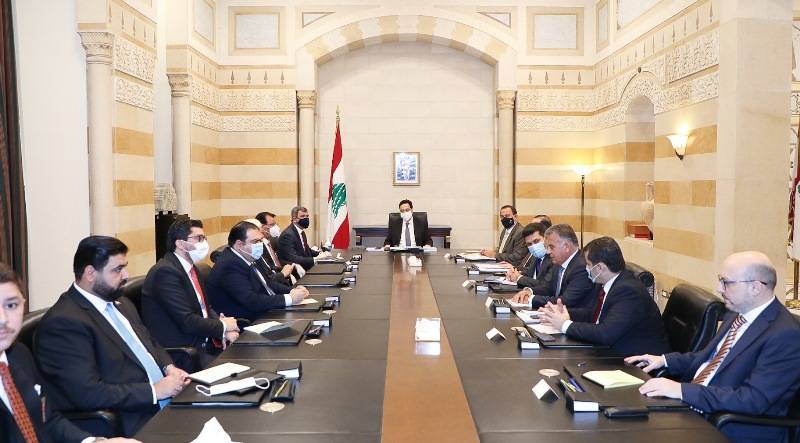 التوجّه شرقاً لا يعنـي التخلّي عـن الغرب... ومُهمّة الأكثريّْة إنـقاذ البـلد
ديـاب المتجه وحكومته شرقاً يَـرُدّان على المشكّـكـيـن : لـم نـكـن نـمزح أبـداً !!