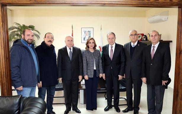 هل تُصوّت الأنديـة التي انتهت ولايـة لجانها في الانتخابات الاتحادية الشاملة المقبلة أم لا؟