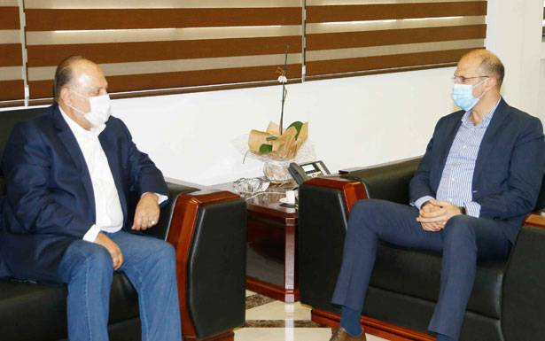 علي عمار زار وزير الصحة:لتجاوب المواطنين مع الإجراءات الوقائية