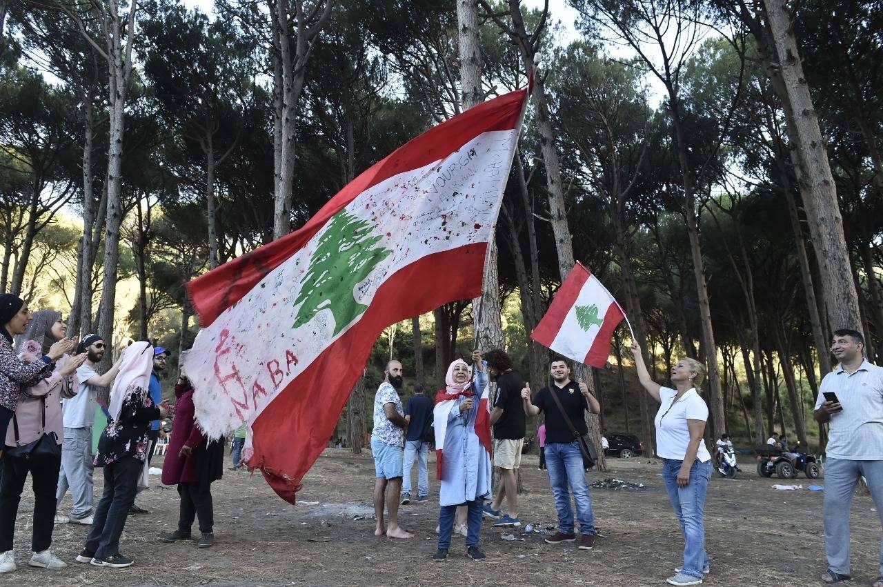 لــبــنـــان أمام أكثر من سيناريو مُحتمل في الأسابــيـع المقبـــلة
المؤشرات الداخليّة والخارجيّة تؤكّد أنه أرض خصبة لتصفية الحسابات بين المحاور