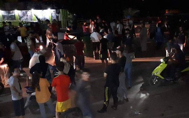 اغلاق تـام لأوتوستراد البداوي... فلـتان أمـنـي... حجز الـنـاس وإذلالـهـم... والدولـة تتفرّج...