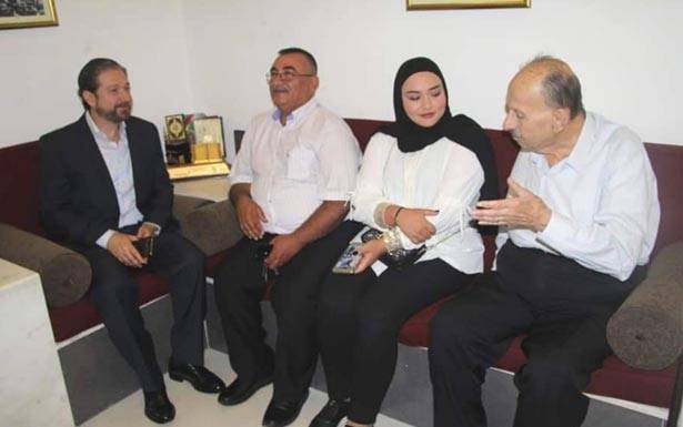 كرامي إلتقى عائلة ولجــنــة «الأســــيـر» يحـيـى ســكـــاف
