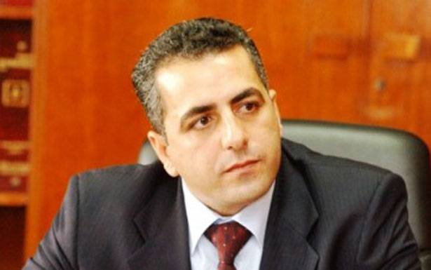 طالب الدولة بسداد ديونها