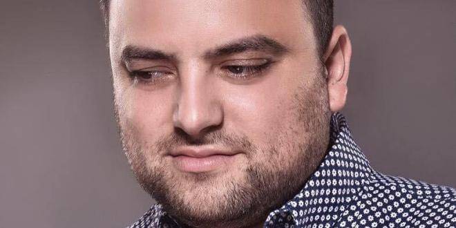 الفنان محمد سعيد ينجو من انفجار مرفأ بيروت – بالصور