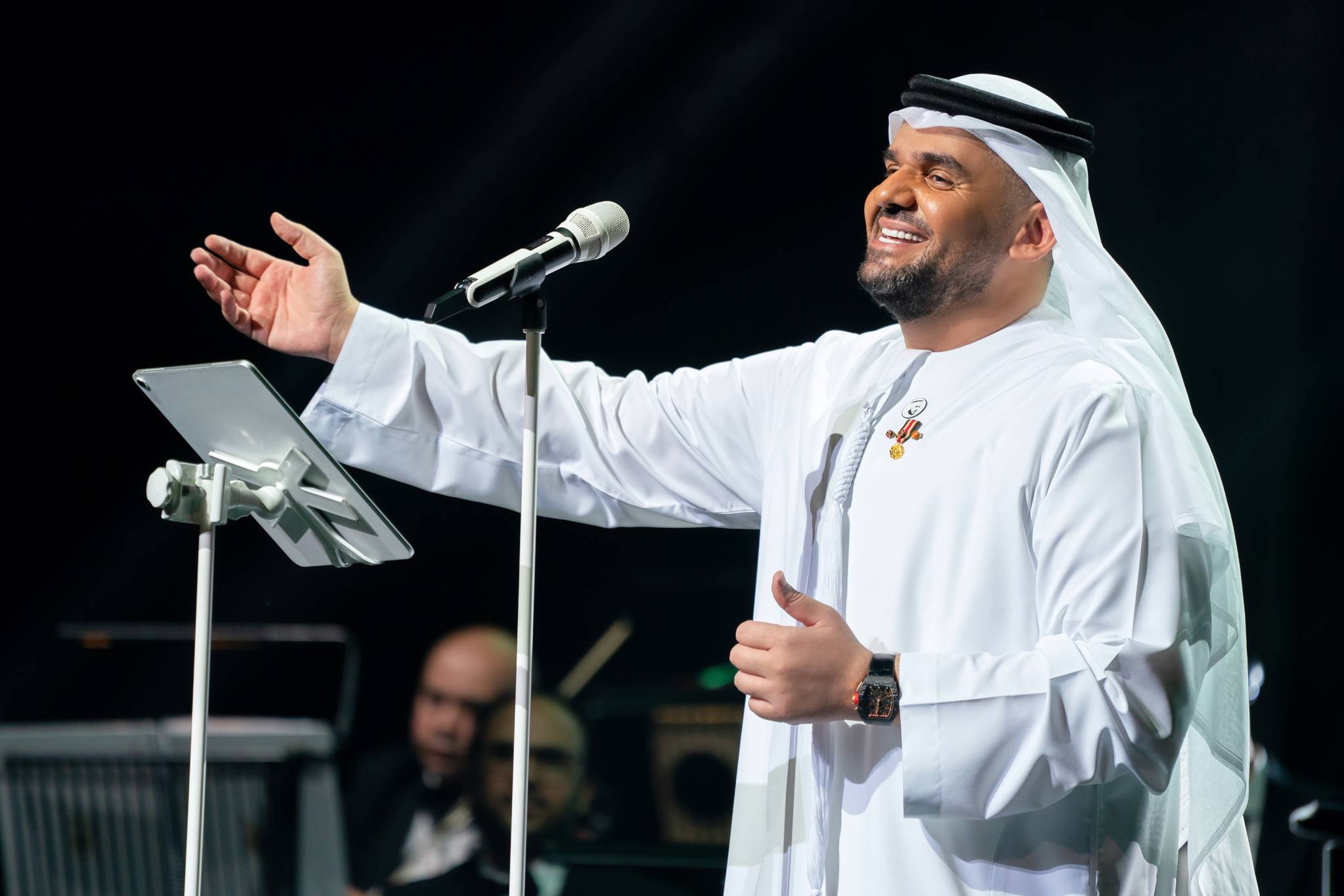 الجسمي يعلن عودة الحفلات بالعالم من دبي .. ويشارك الشعب اللبناني برسالة محبة وسلام إحتفالاً بيوم الجيش الـ75