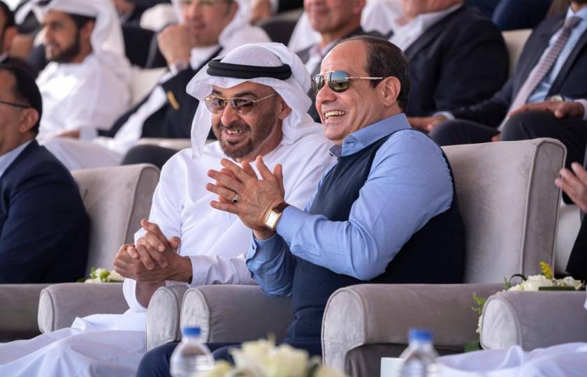 السيسي أول رئيس عربي يرحب بالتطبيع بين الإمارات وإسرائيل