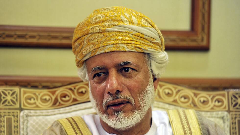 وزير الدولة العماني للشؤون الخارجية يتحدث هاتفيا مع وزير الخارجية الإسرائيلي