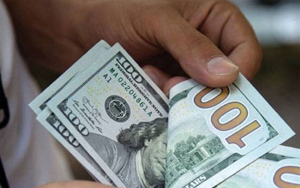 البدء بتسديد قيمة التحاويل بالدولار