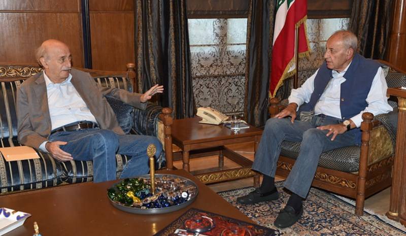 جنبلاط من عين التينة: ليس لدي مرشح لرئاسة الحكومة وسموها متل ما بدكن!