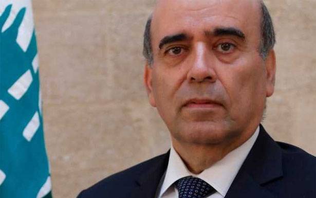 تسلّم أوراق اعتماد سفيرين وهبه عرض مع كوبيتش  مواجهة تداعيات الانفجار
