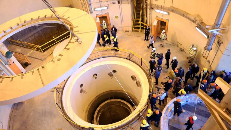 طهران تلوح بالعودة إلى التصميم القديم لمفاعل "أراك" للرد على التهديدات المحدقة بالاتفاق النووي
