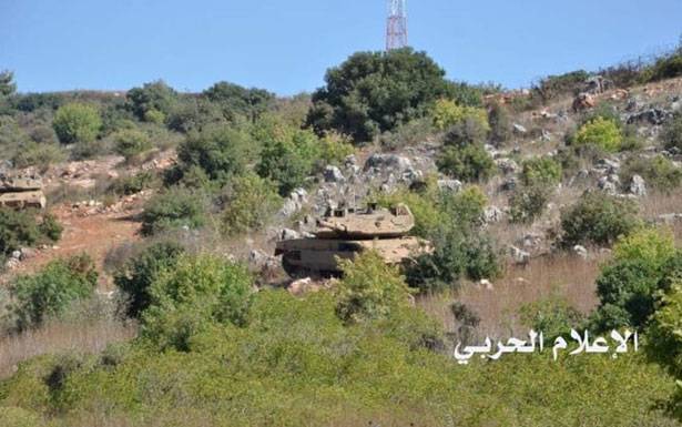 دبابتان معاديتان خرقتا السياج في كروم الشراقي وقذائف دخانيّة تسببت بحريق امتدّ الى الأراضي المحتلّة