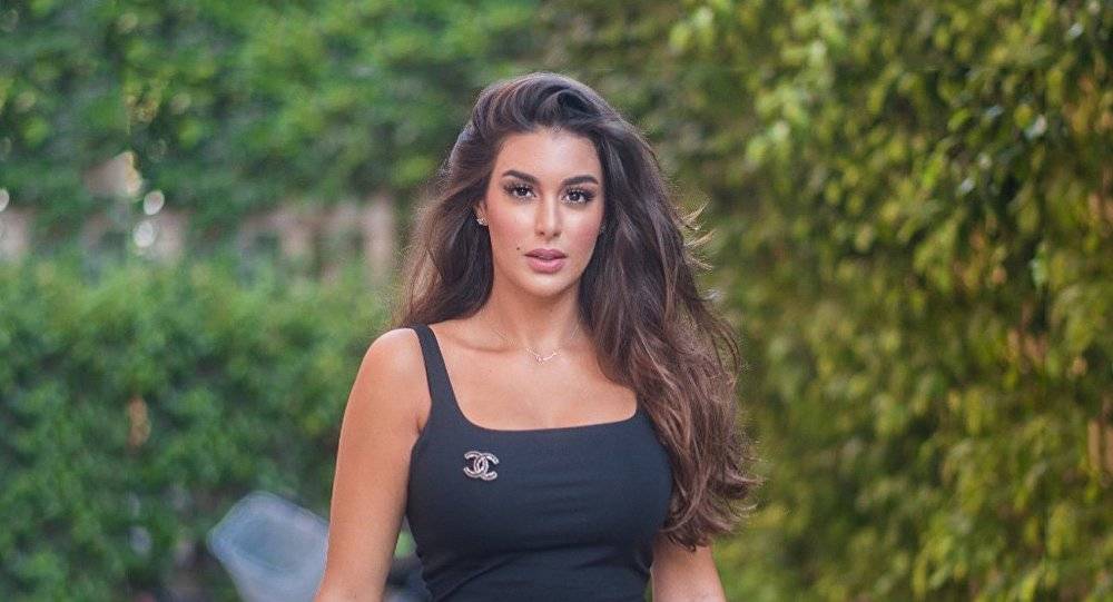 بصورة... ياسمين صبري تعلق على الجدل الواسع حول هدية أبو هشيمة