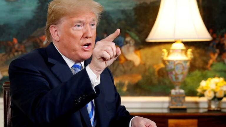 ترامب يعلن عن صفقة لشراء 150 مليون فحص سريع لـ