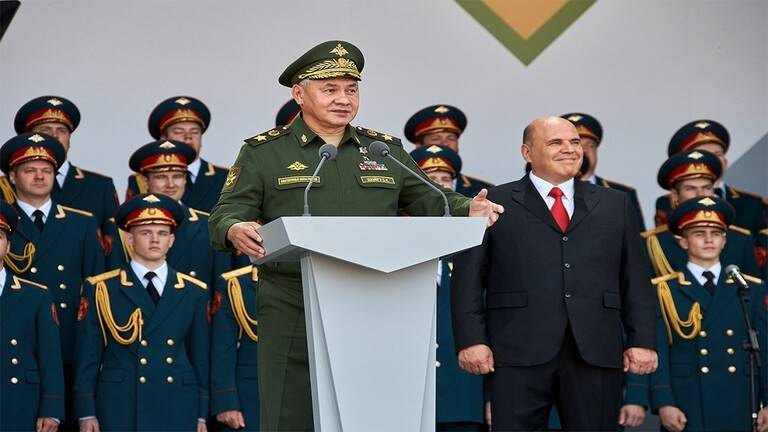 شويغو يعلن عن التطعيم الإجباري ضد كورونا في الجيش الروسي
