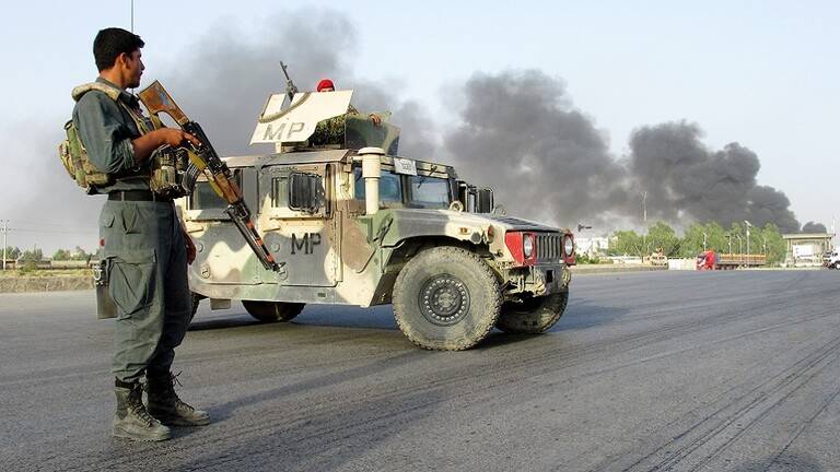 مقتل 13 مدنيا بانفجار عبوة ناسفة في أفغانستان