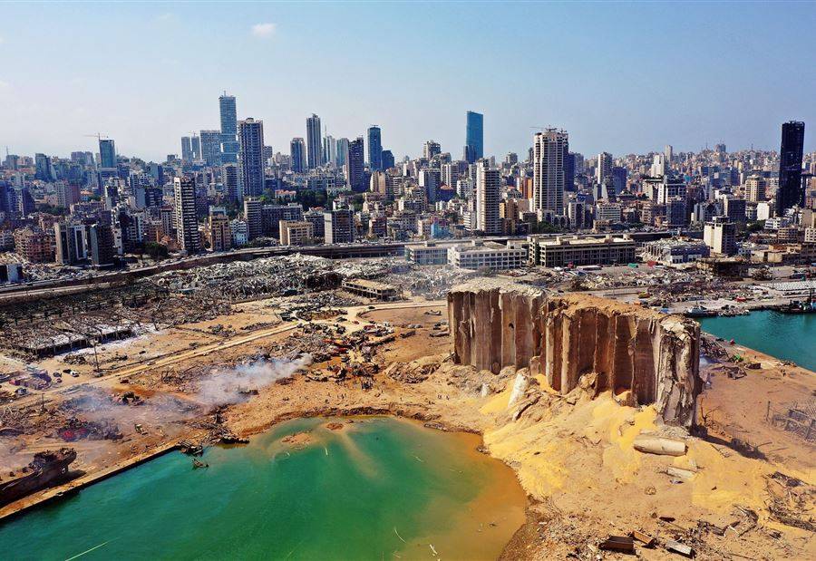 "إنفجارُ بيروت"... مذكراتُ توقيفٍ وجاهيّة بحقِّ موظفين في المرفأ