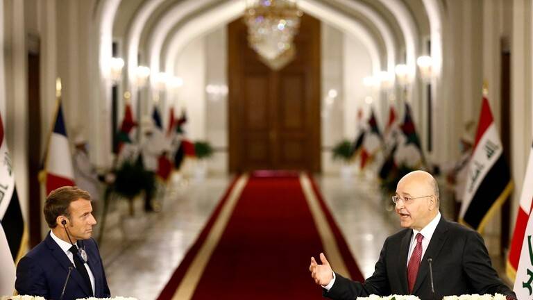 ماكرون: من مصلحة المجتمع الدولي دعم العراق