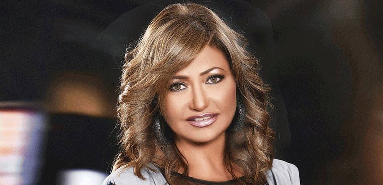 بصورة من فيلم قديم.. ليلى علوي تسخر من الموجة الثانية لكورونا