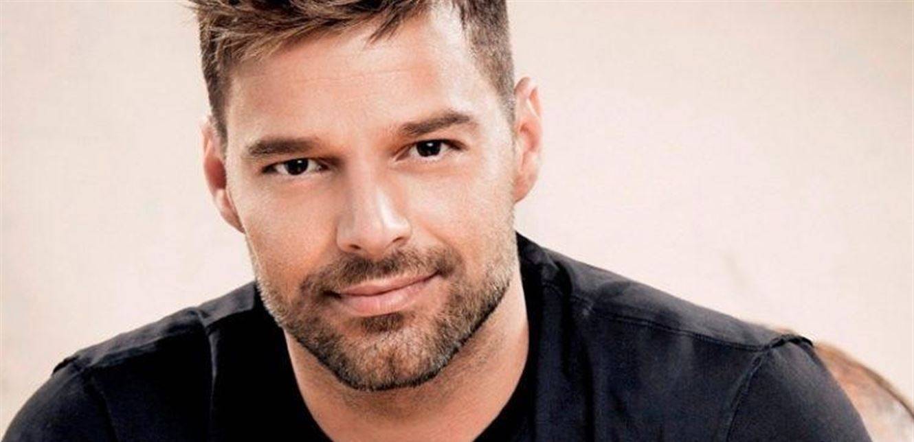 ريكي مارتن يحتفل بعيد ميلاد حبيبه السوري: "عيد ميلاد سعيد يا روحي" (صورة)