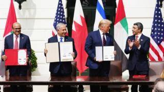 ترامب يحتفل بـ"فجر شرق أوسط جديد" بعد توقيع الإمارات والبحرين اتفاق التطبيع مع إسرائيل