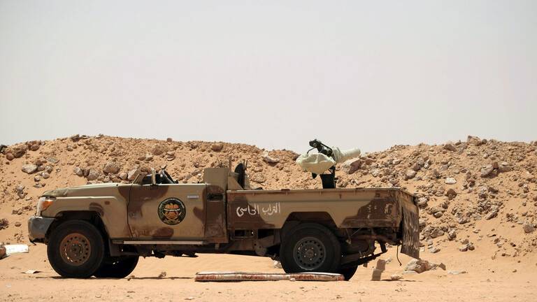 الجيش الليبي يقتل أربعة 