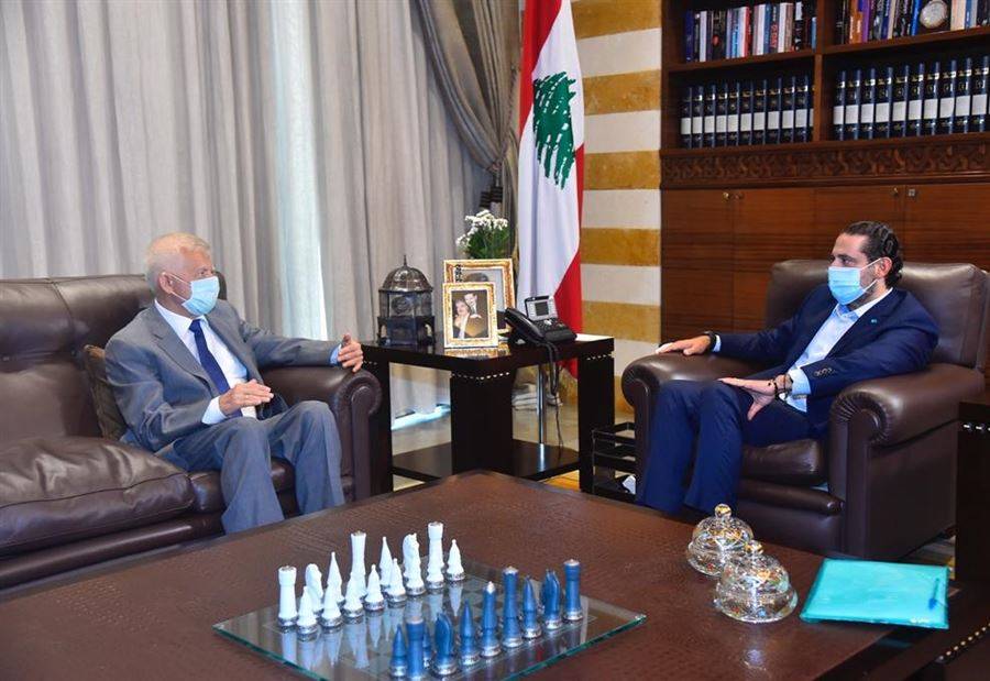 زاسبكين في بيت الوسط