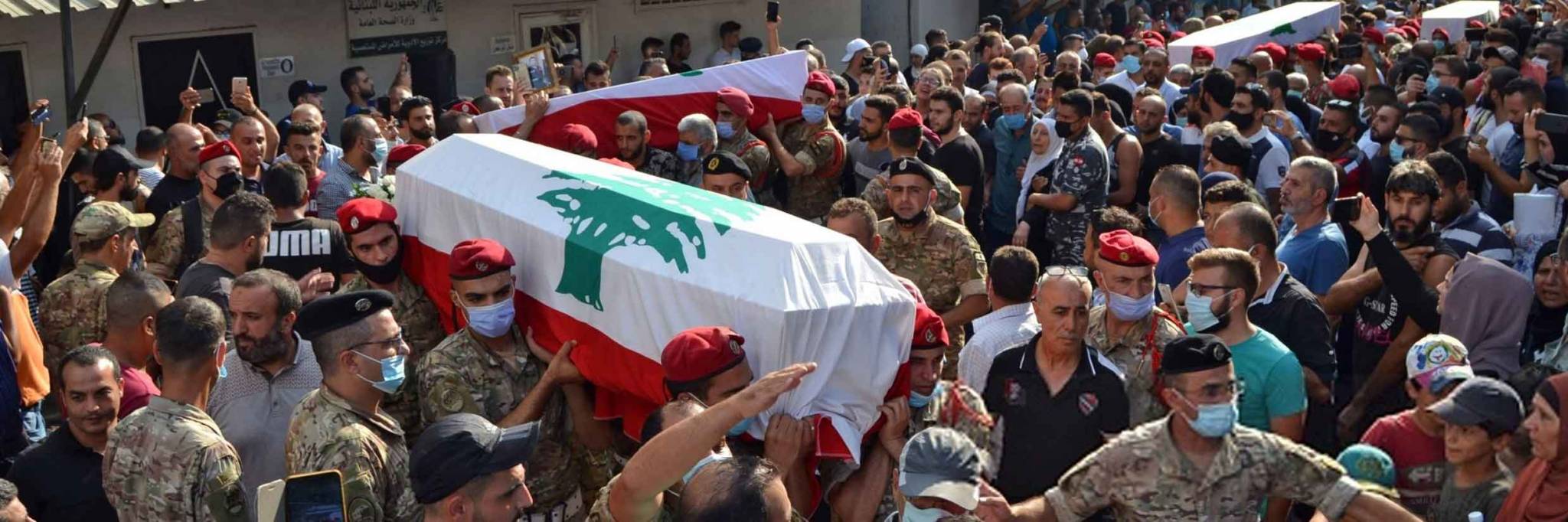 «تهيب» فرنسي وراء تريث أديب... هل نجح «الثنائي» في افشال «الانقلاب»؟
ساعات حاسمة حكوميا وتراجع الرئيس المكلف عن مقاربته يسهل «الولادة»
الجيش يضرب الإرهاب وتحذير من «خلايا نائمة»... «قنبلة كورونية» في رومية