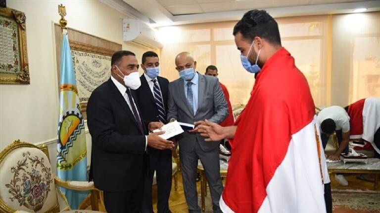 مصر تمنح مواطنيها المحررين من ليبيا هبة مالية