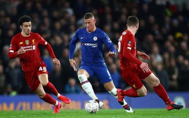 الدوري الانكليزي: قمة قوية بين تشلسي وليفربول غداً