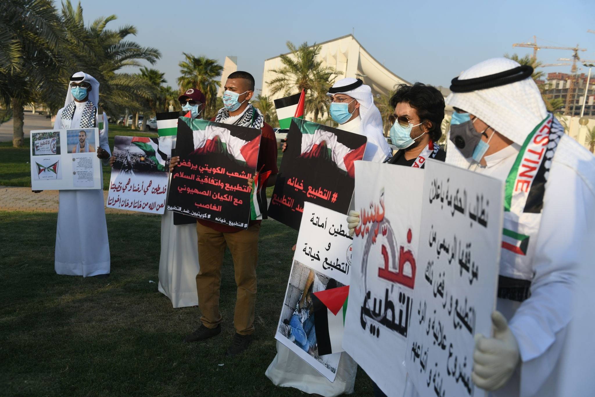 الكويت تكذّب ادعاءات ترامب: فلسطين قضيتنا الأولى
عباس يعلن أمام الجمعية العامة خطوات فلسطين لمواجهة المرحلة المقبلة